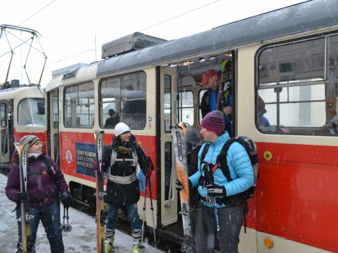 Když v Praze sněží, může se stát, že tramvaje nepojedou... Stává se to jednou, maximálně dvakrát za sezonu...